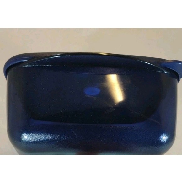 Tupperware CrystalWave Navy Blue Square Microwave Vented Food Storage Container - Picture 3 of 6